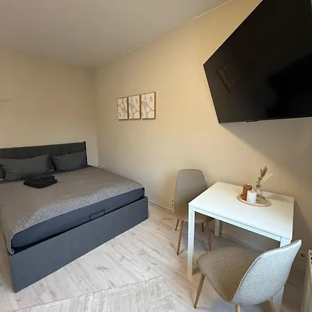 Schaebu! 7 Work And Travel Am Altmarkt Apartment
