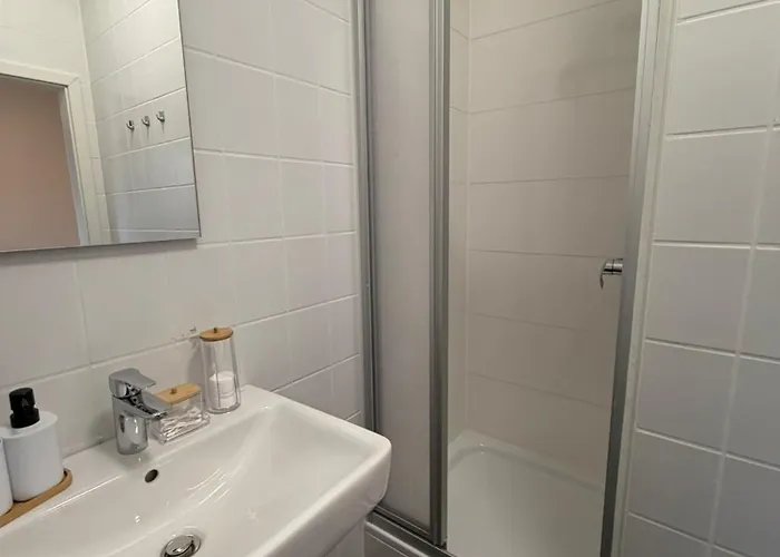 Schaebu! 7 Work And Travel Am Altmarkt * Cottbus